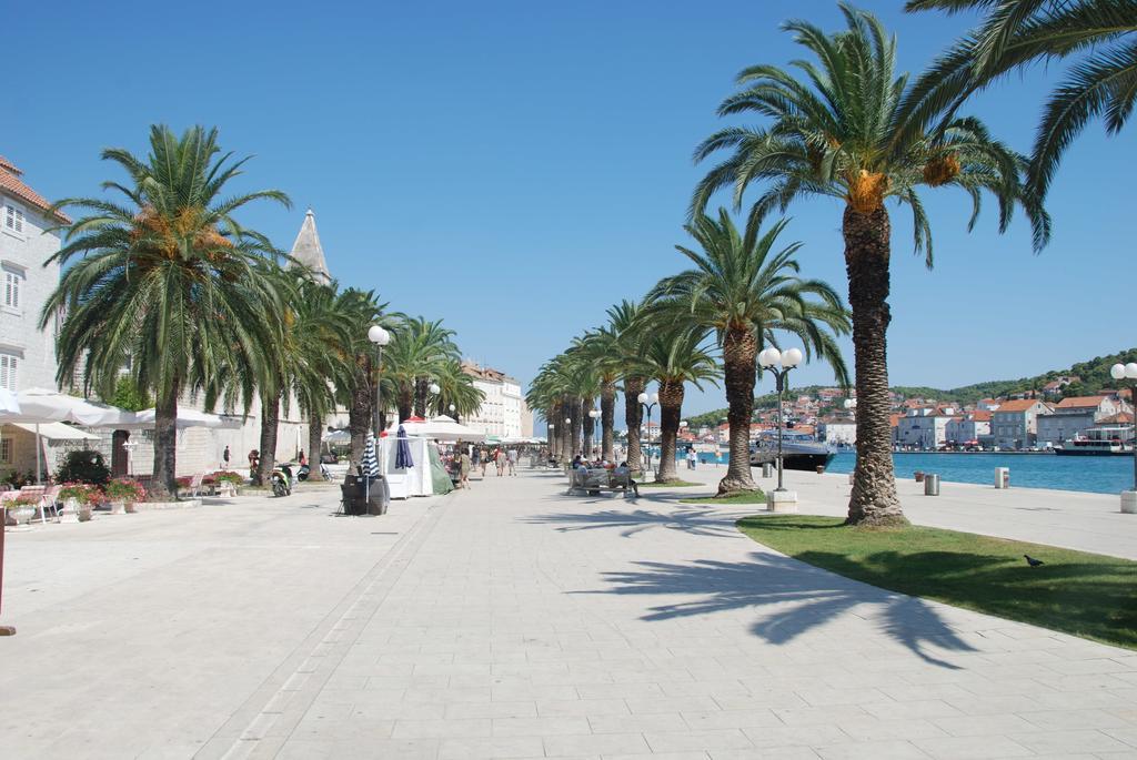 Apartments Mirjana Trogir Exteriér fotografie